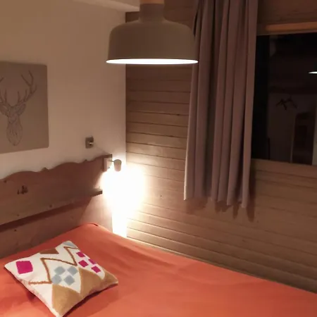 2 Pieces 6 Pers. 3* A Chamrousse, Balcon Pied Des Pistes Apartment *